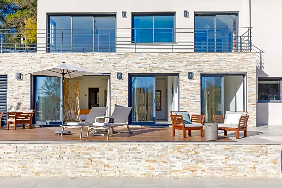 Villa Soha Bed & Breakfast – Mougins, CT