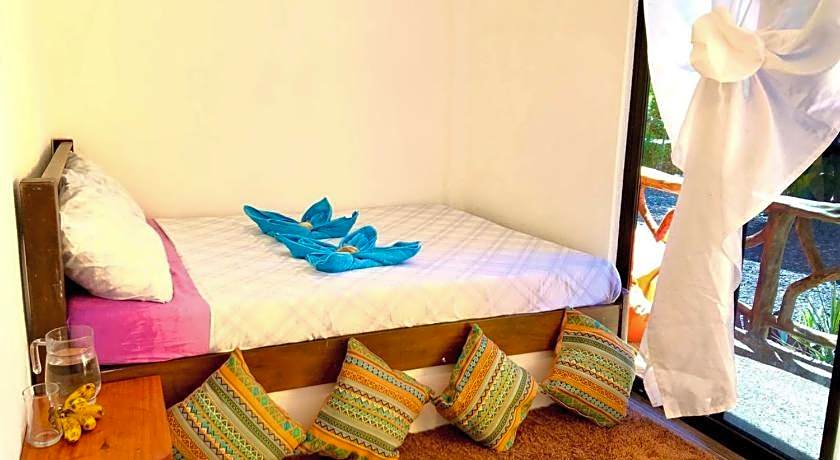 Apo Diver Beach Accomodation