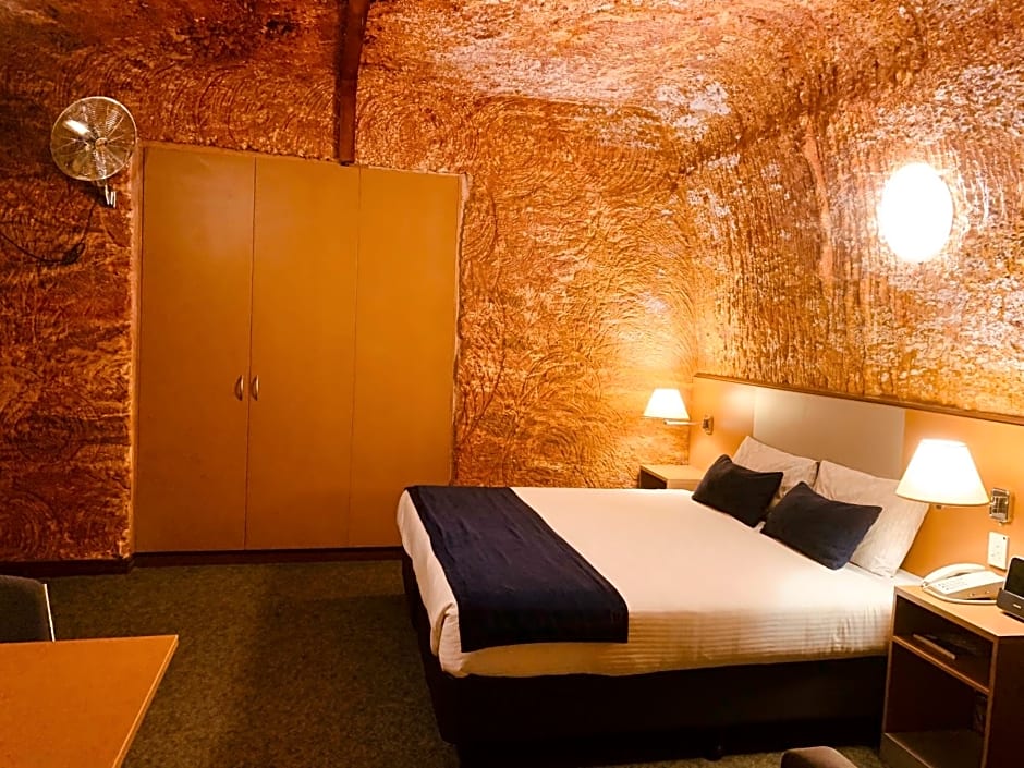 Desert Cave Hotel