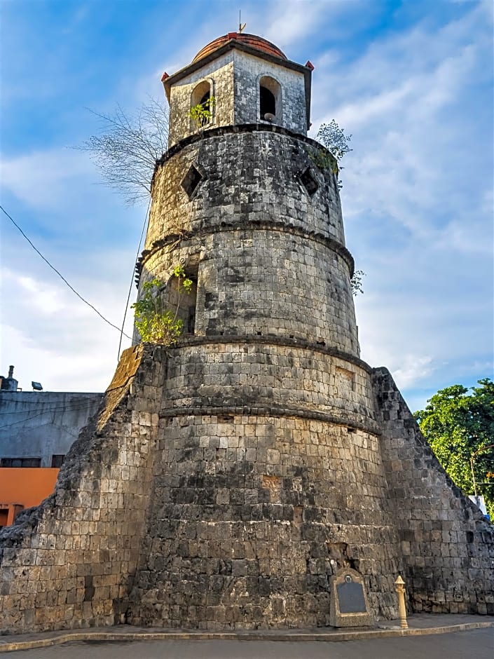 Manhattan Suites Inn