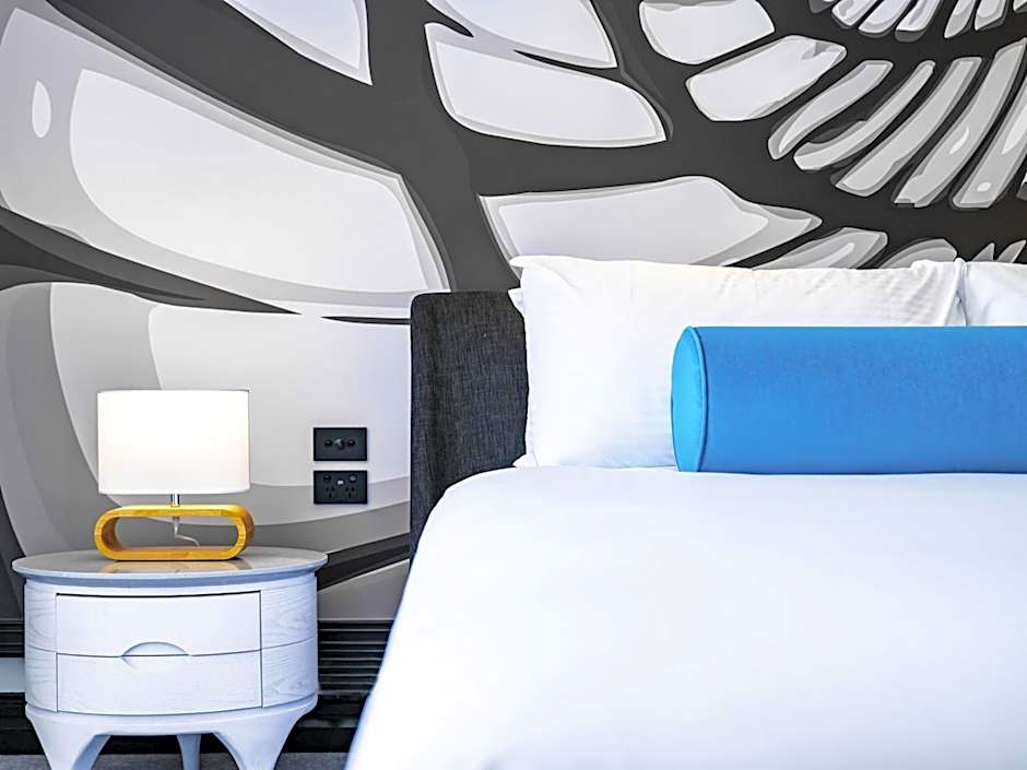 Pullman Cairns International