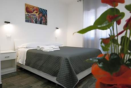 Opera Boutique Rooms