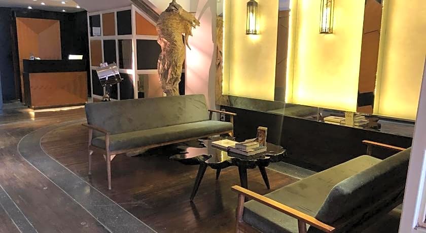 Imani Suites