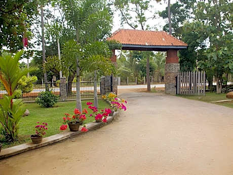 Royal Green Garden Hotel