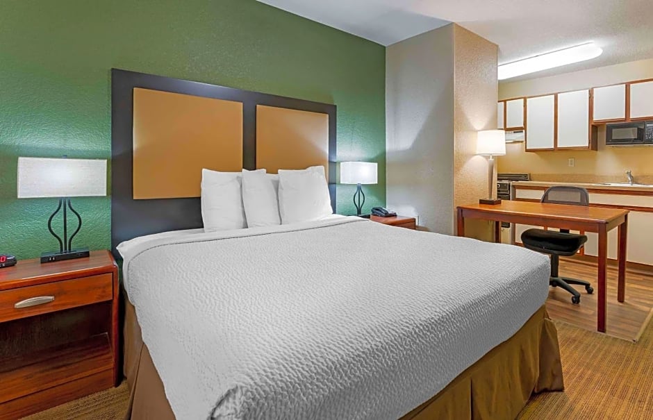 Extended Stay America Suites - Fort Wayne - North