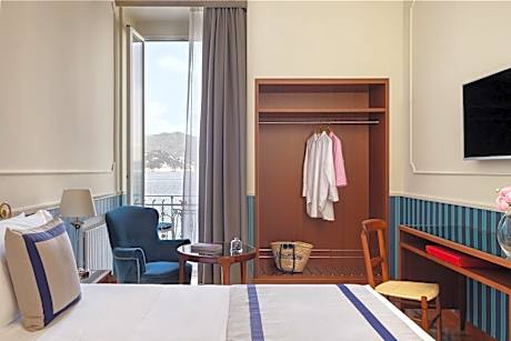Deluxe Double Room with Balcony and Sea View