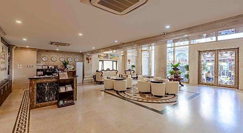 Aaron Riverview Hotel