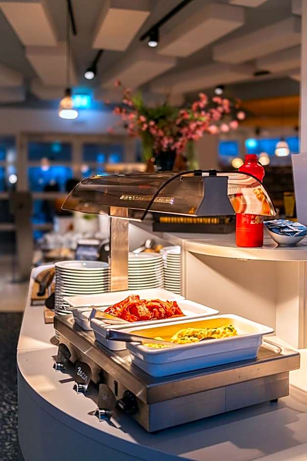 Globana Airport Hotel