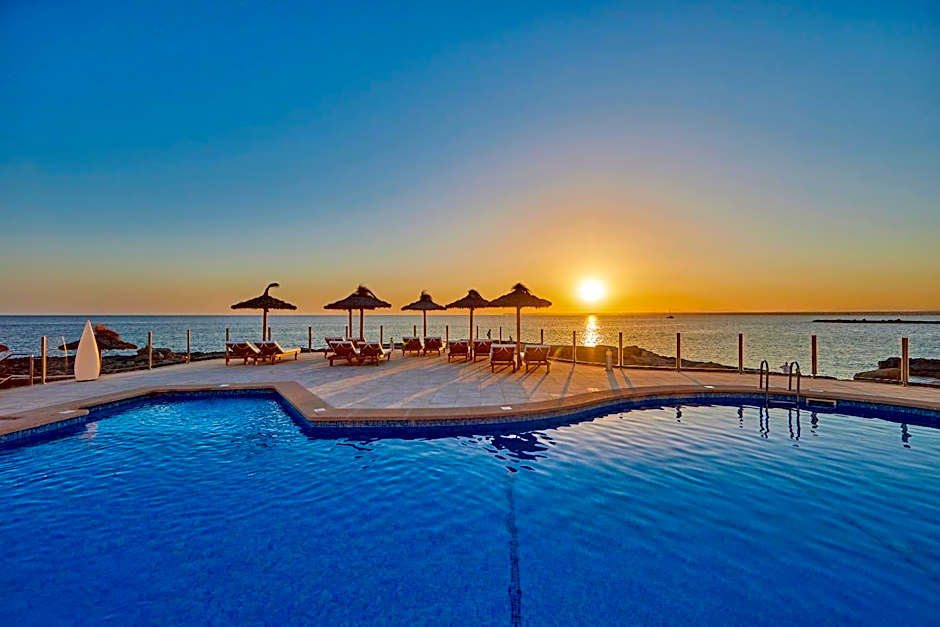 Universal Hotel Cabo Blanco - Adults Only