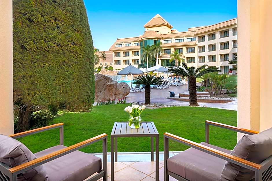 Hilton Pyramids Golf