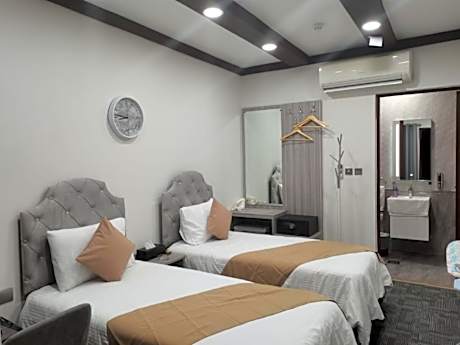 Economy Twin Room