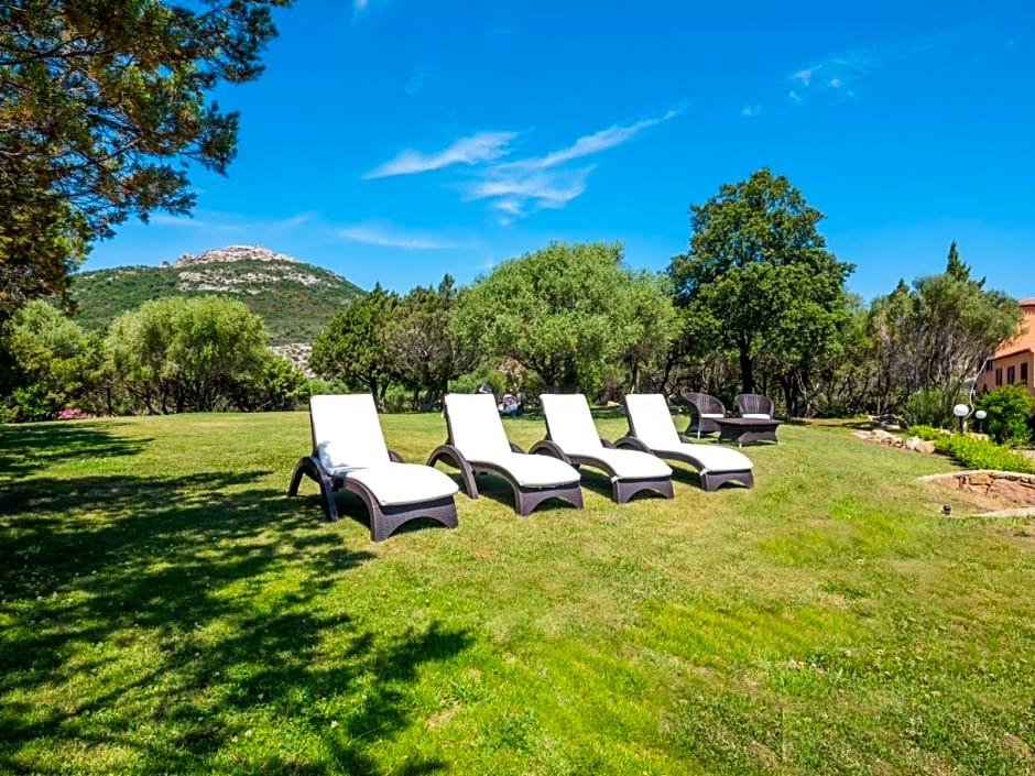 Hotel Rocce Sarde