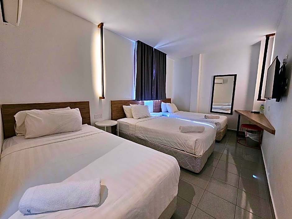T Hotel Tandop