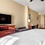 Comfort Inn & Suites Clinton