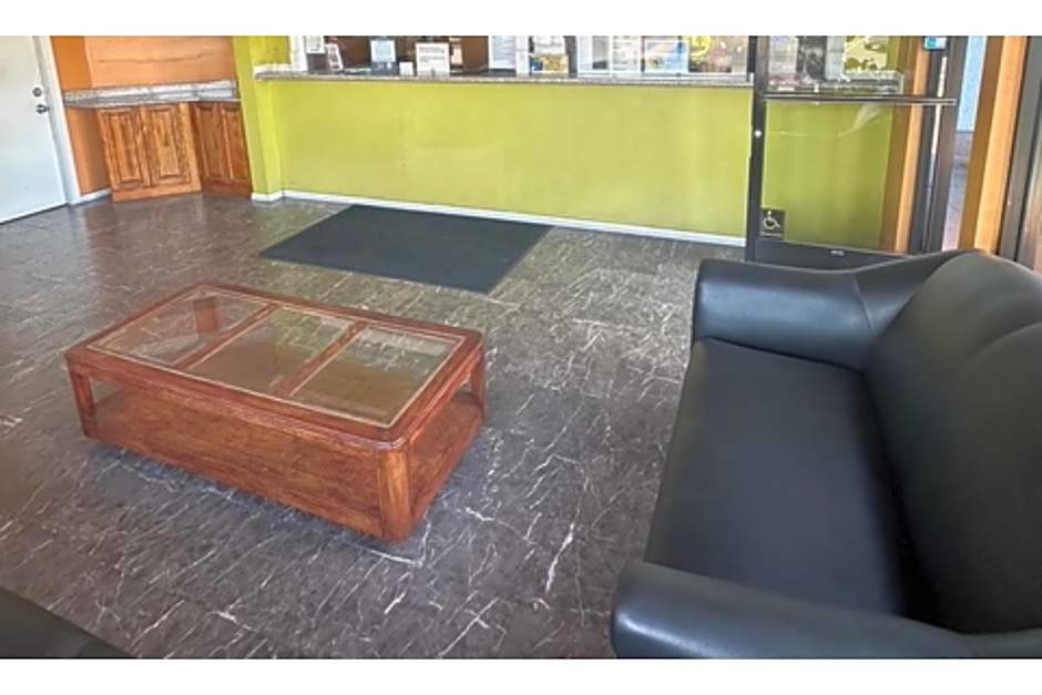 Heritage Inn And Suites – Corona, CA