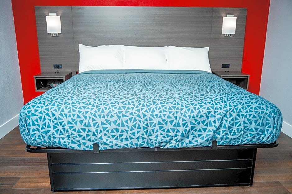 Photo 1 of 1 of Efficiency 1 Double Bed, Smoking
