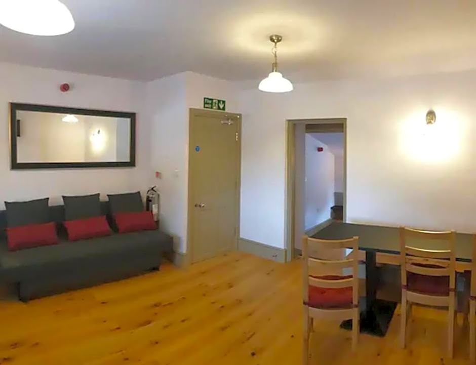 Sparks - Turnbridge Guest House