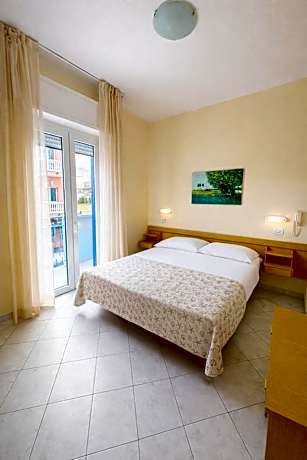 Triple Room with Balcony