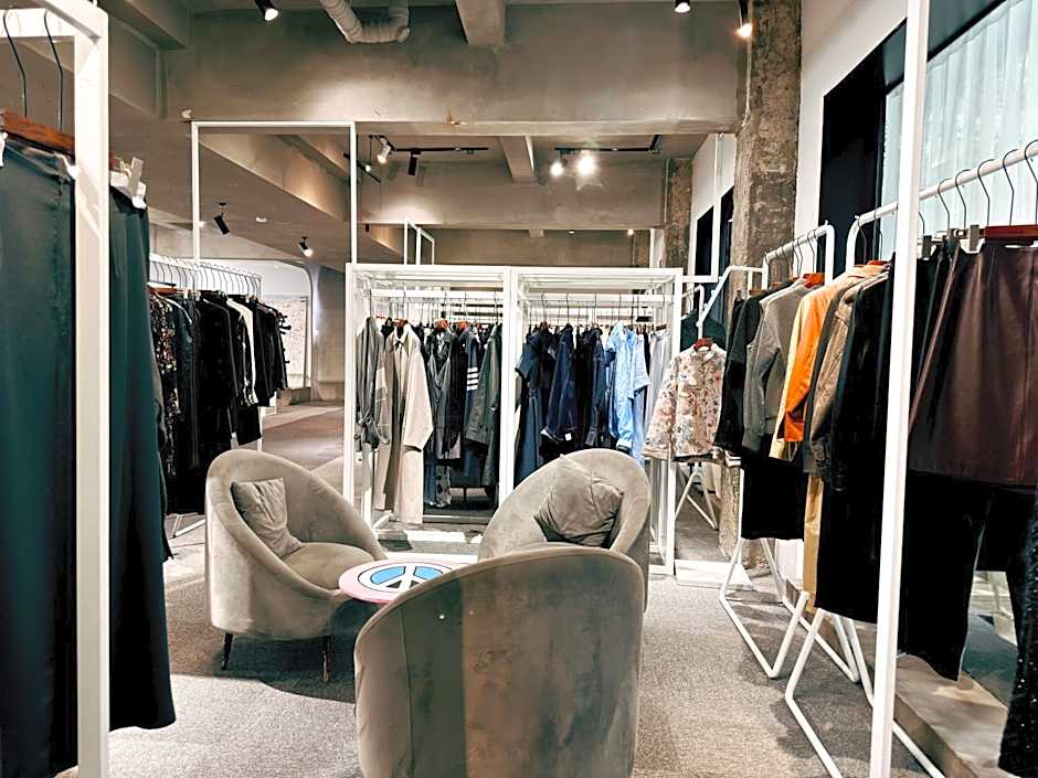 Suzhou Unique Space Design Art Hotel