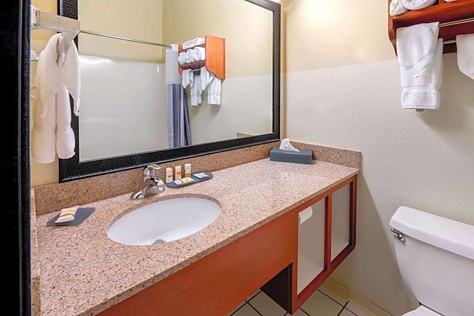 La Quinta Inn & Suites by Wyndham Helena