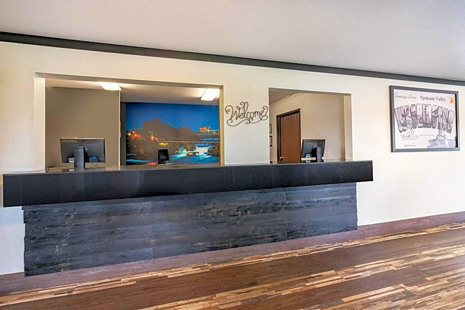 Super 8 by Wyndham Spokane Valley