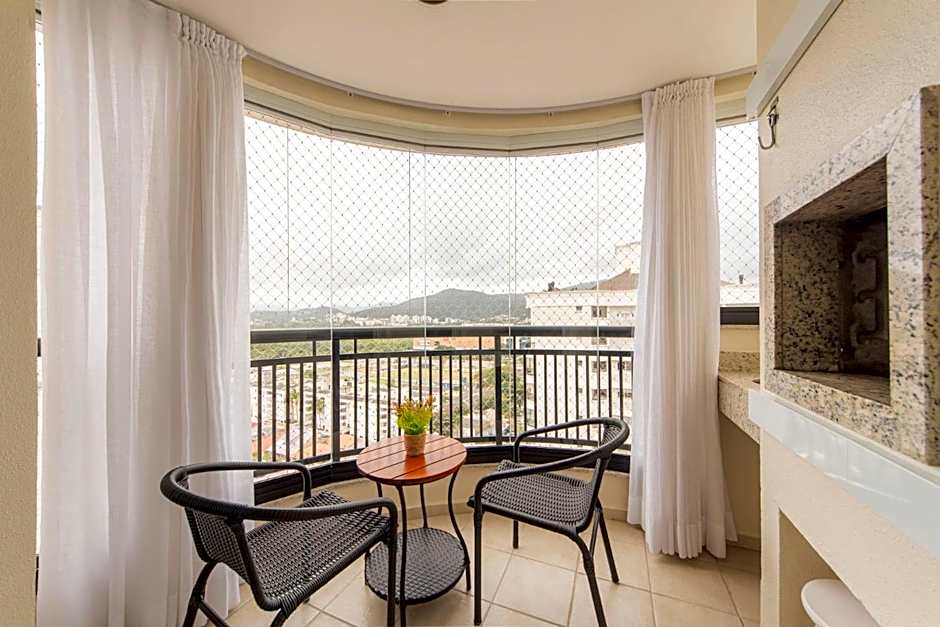 Apto moderno com piscina e academia QN1439