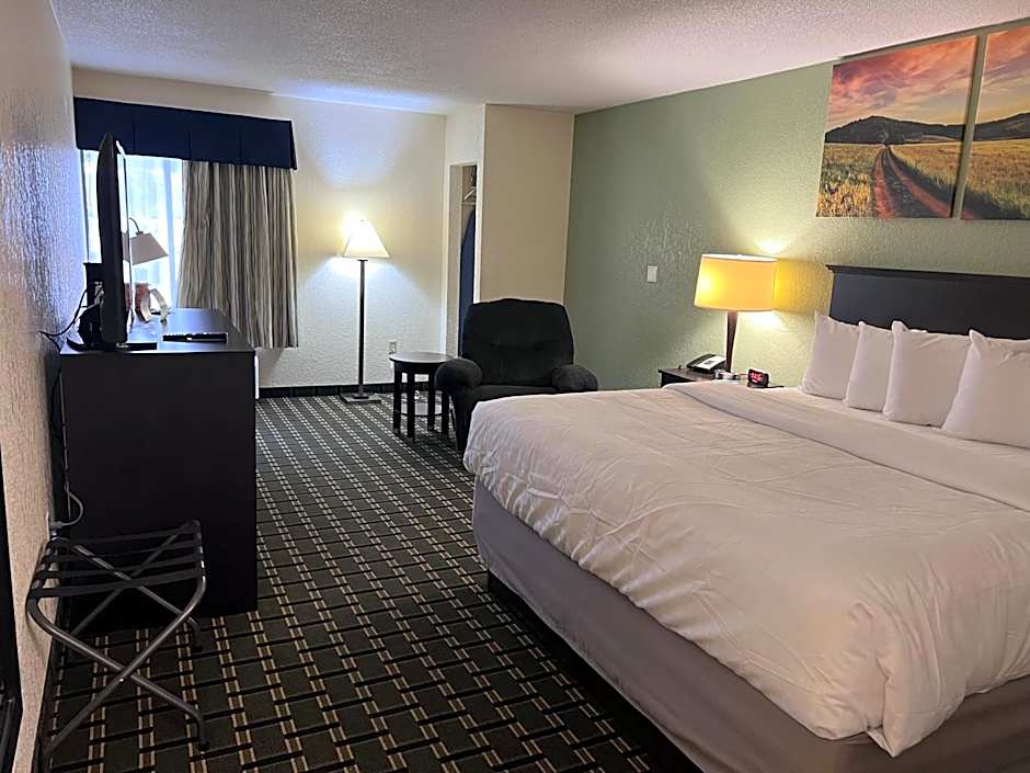 Clarion Pointe