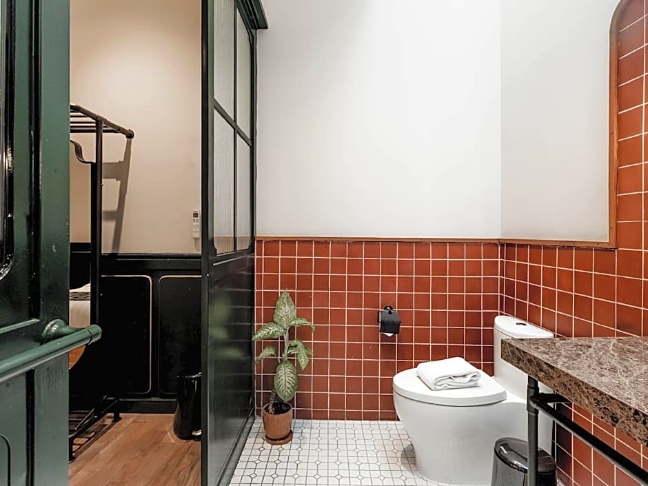 The House Tour Uphill