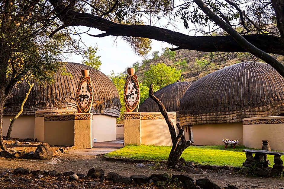 aha Lesedi African Lodge & Cultural Village