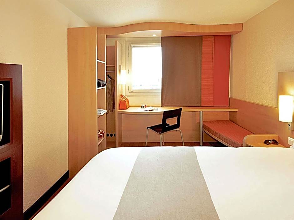 ibis Orleans Centre Gare