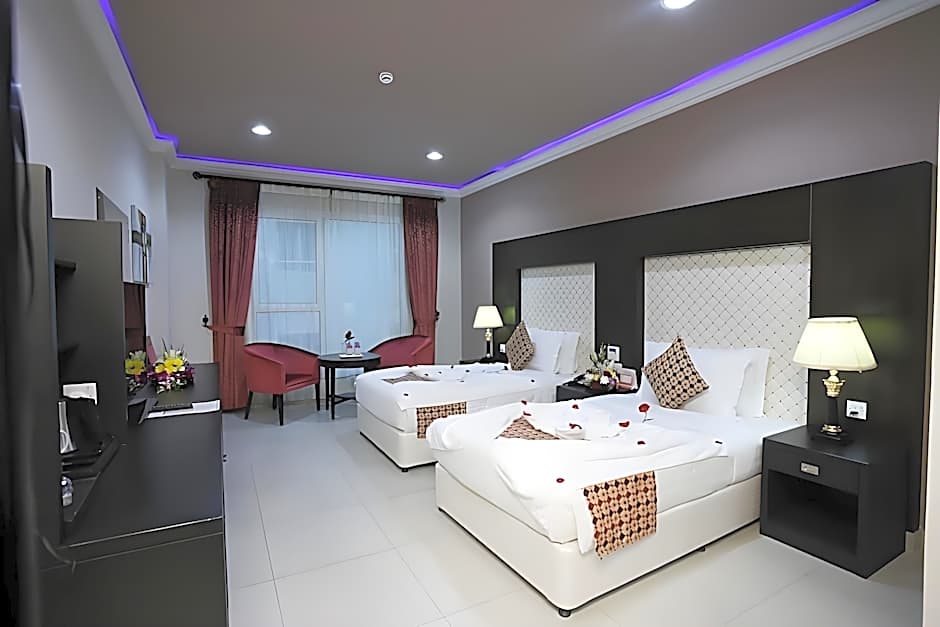 Crystal Palace Hotel