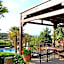 Ada Bacchus Hotel
