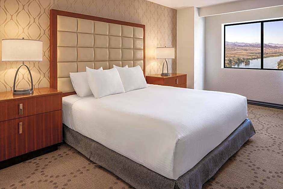 Photo 1 of 4 of Deluxe 1 King Bed, North Tower
