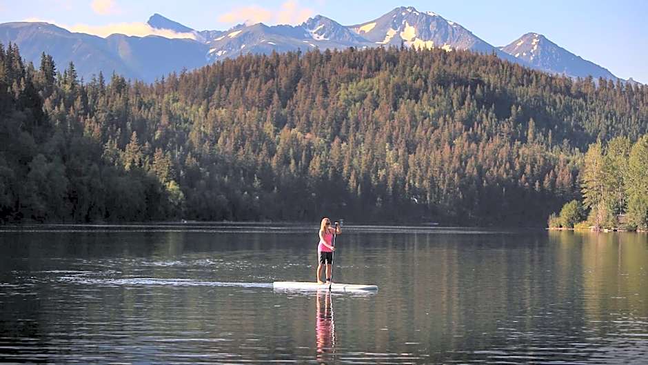 Tyax Lodge & Heliskiing