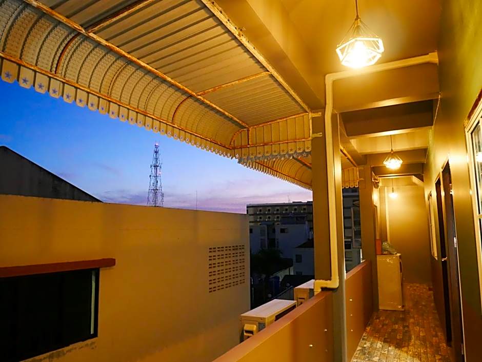 VarietyD-DayHostel HuaHin
