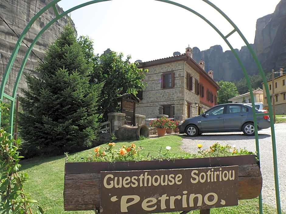 Petrino Guesthouse