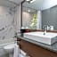 Best Western Premier Chateau Granville Hotel & Suites & Conference Centre