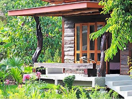 Banmaihom Resort Amphawa