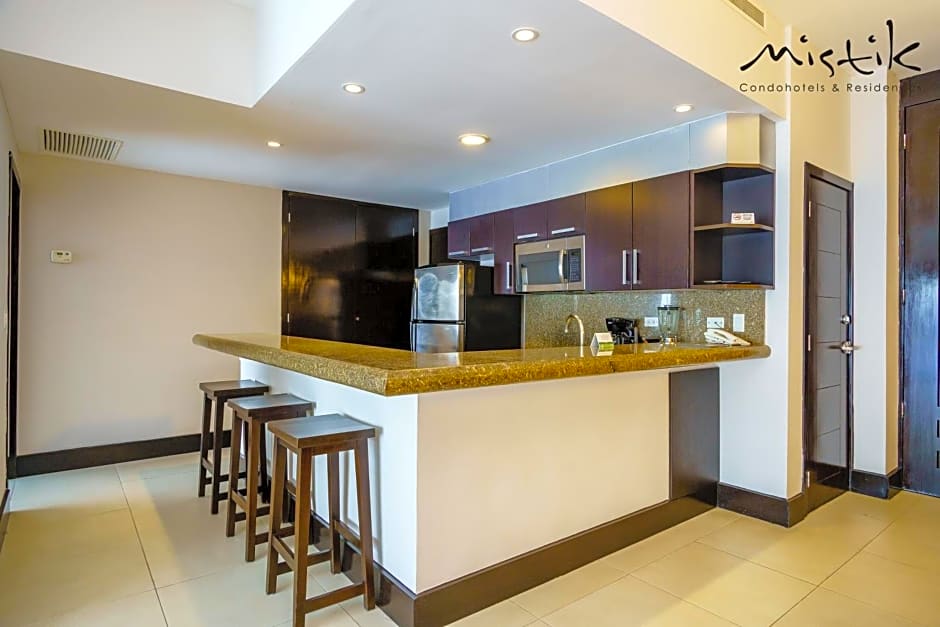 Aldea Thai Luxury by Mistik