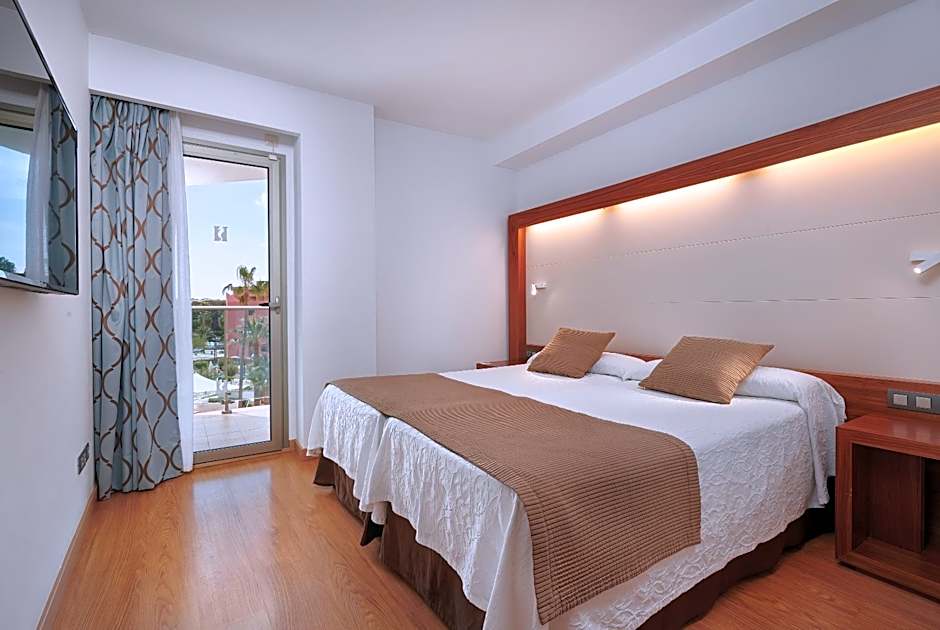Photo 1 of 10 of Standard 1 Bedroom Apartment