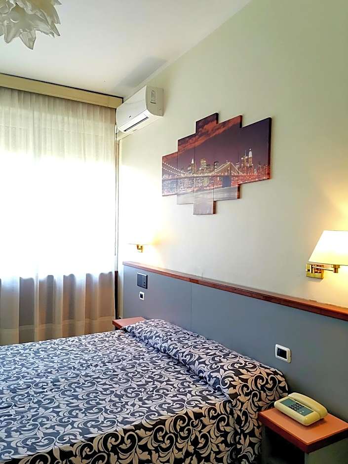 Hotel H&L – Cinisello Balsamo, DC