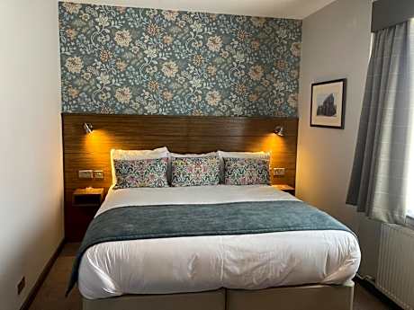 Superior Family Room