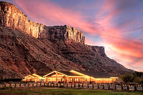 Red Cliffs Lodge Moab