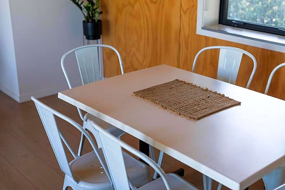 Waikanae Beach Ocean View Apartments