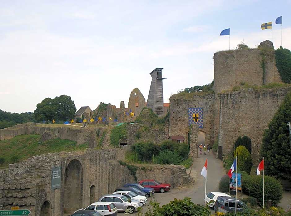 Hôtel De La Barbacane