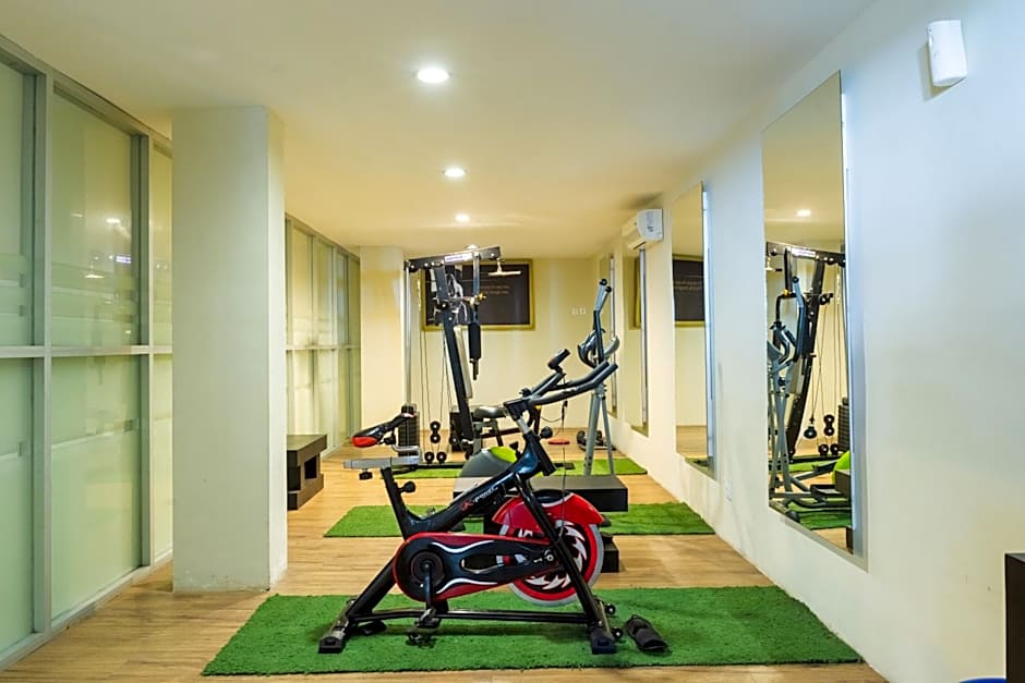 Estrella Hotel & Conference