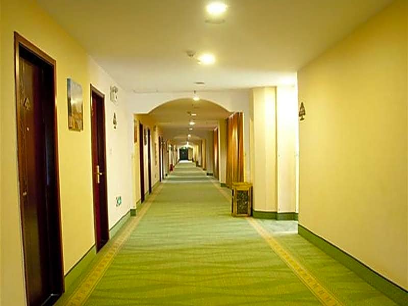 Green Tree Inn Taicang Baolong Square Hotel
