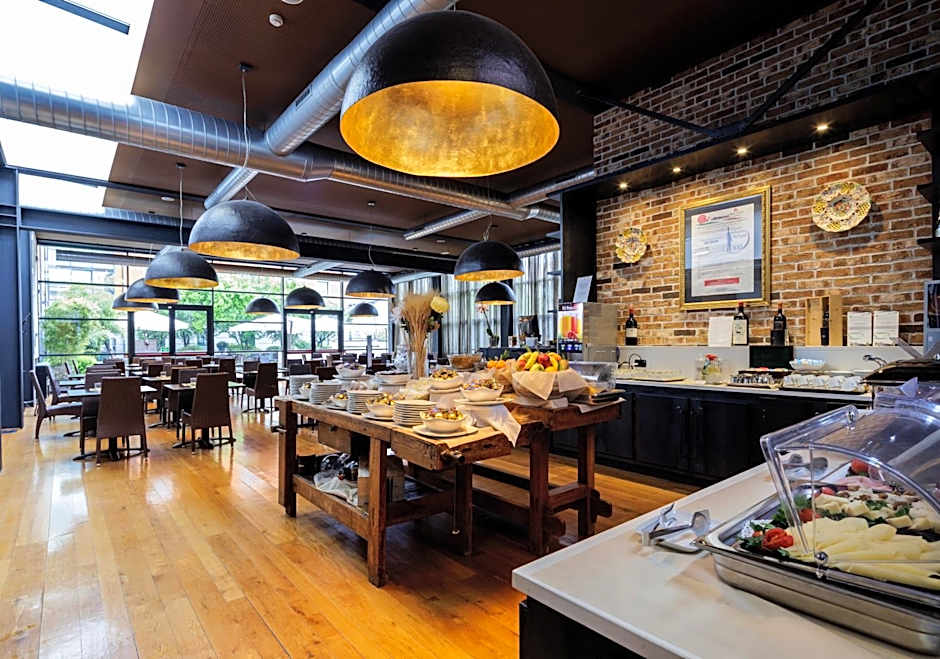 Best Western Falck Village Hotel
