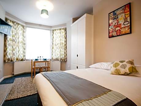 Family Studio with En-Suite