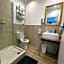 LA Boutique House